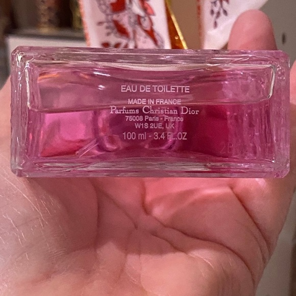 Miss Dior ROSE ESSENCE-Exclusive - Picture 10 of 12